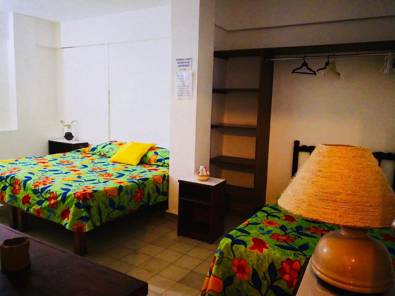 Hotel Zocalo Abuelos 아카풀코 외부 사진