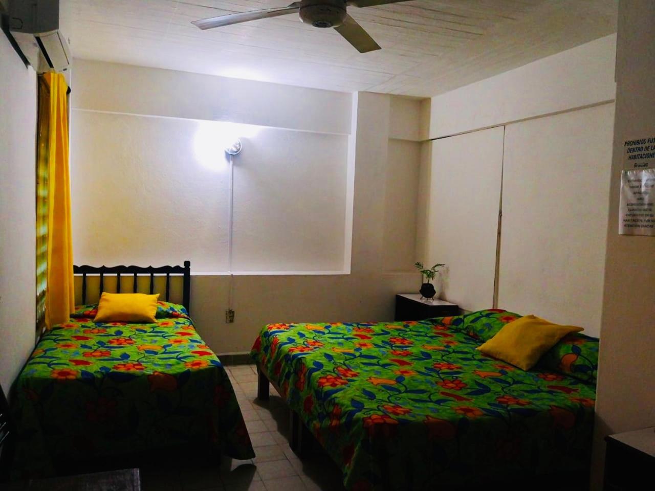 Hotel Zocalo Abuelos 아카풀코 외부 사진